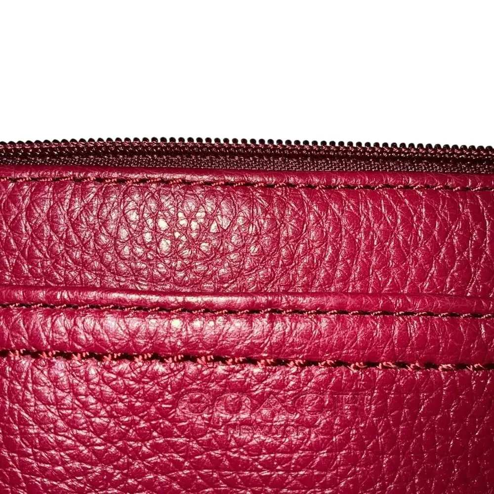 Coach Vintage Burgundy Pebbled Leather Park Medium Wristlet Wallet F51683 EUC